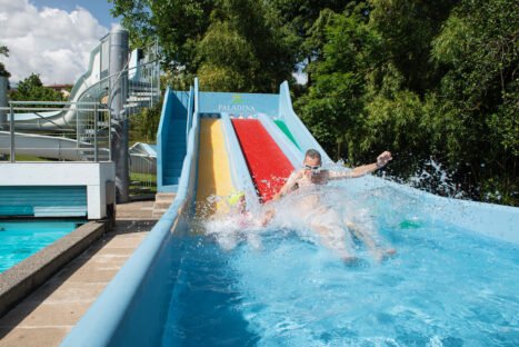 wasser-rutschen-plausch-im-hotel-paladina